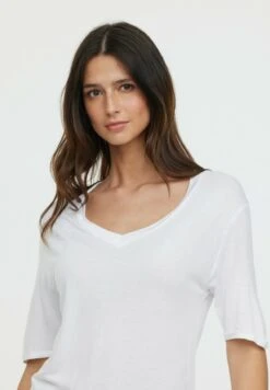 Lee Cooper Adouna M - T-Shirt Basic - Optic White -Stijl Verkoop 2bbee0aa030647ed91d4b72696665aa5