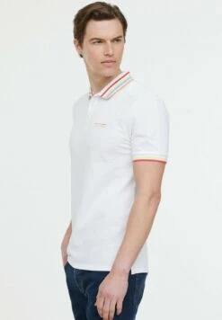 Lee Cooper Bulio Mc - Poloshirt - Optic White -Stijl Verkoop 327c06a4dfff4d48ab3ccd20066d1771